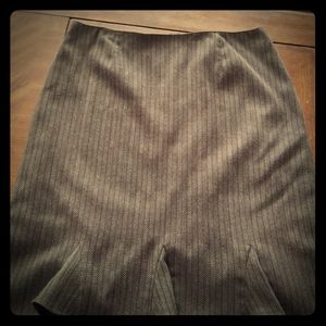 Brown herringbone skirt with pleats